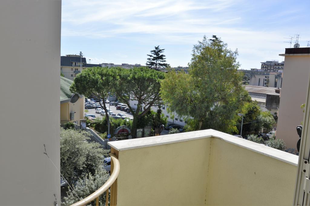 Coolor Holiday And Business Rentals Salerno Exteriér fotografie